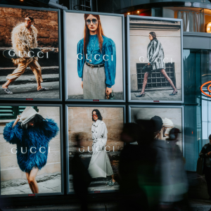 פורטפוליו לייב בתאו <br> מגאורגיה לגוצ'י: המעצב החשוב של הדור - לירוי שופן <br< 26.1 בשעה 20:30